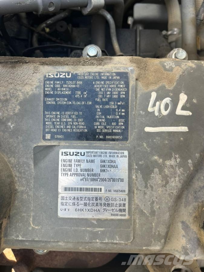 Hitachi ZX330-3 حفارات زحافة