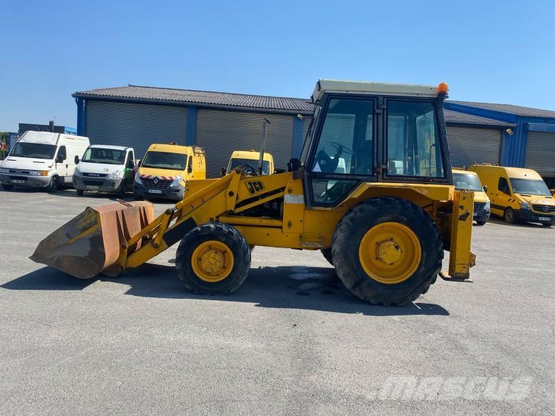JCB 3CX バックホーローダー