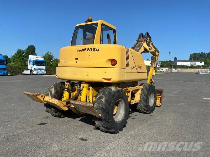 Komatsu PW95 Escavatori gommati