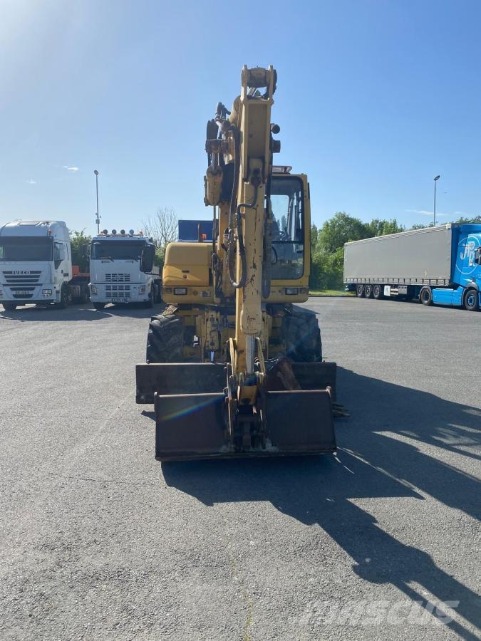 Komatsu PW95 Kolová rýpadla