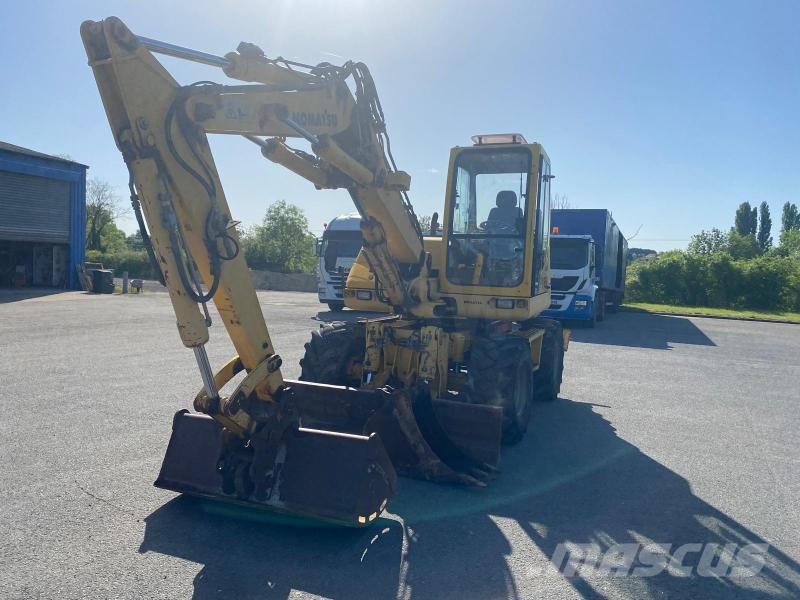 Komatsu PW95 Escavatori gommati