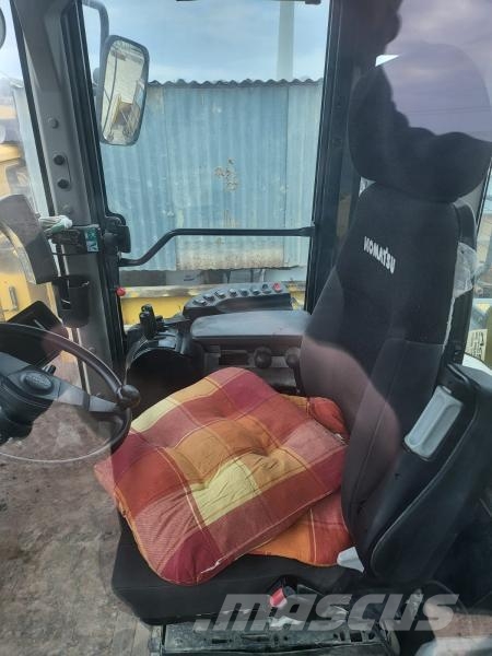 Komatsu WA470-7 Chargeuse sur pneus