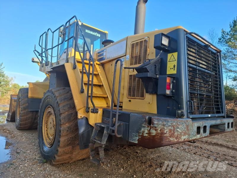 Komatsu WA600-6 لوادر بعجل