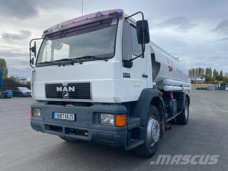 MAN 18.224 Tanker trucks