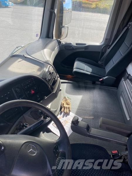 Mercedes-Benz Actros 1844 وحدات الجر
