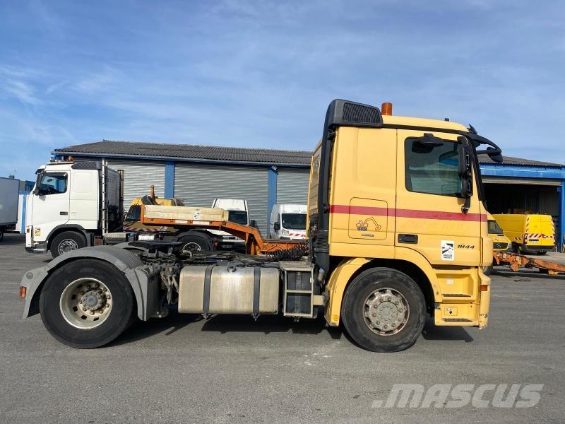 Mercedes-Benz Actros 1844 وحدات الجر