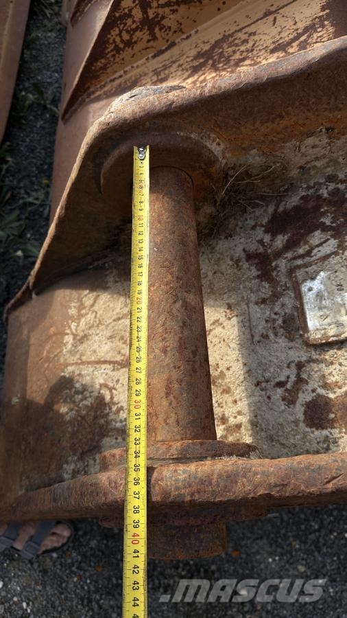  Narrow Bucket Multiple Units Available Cucharones