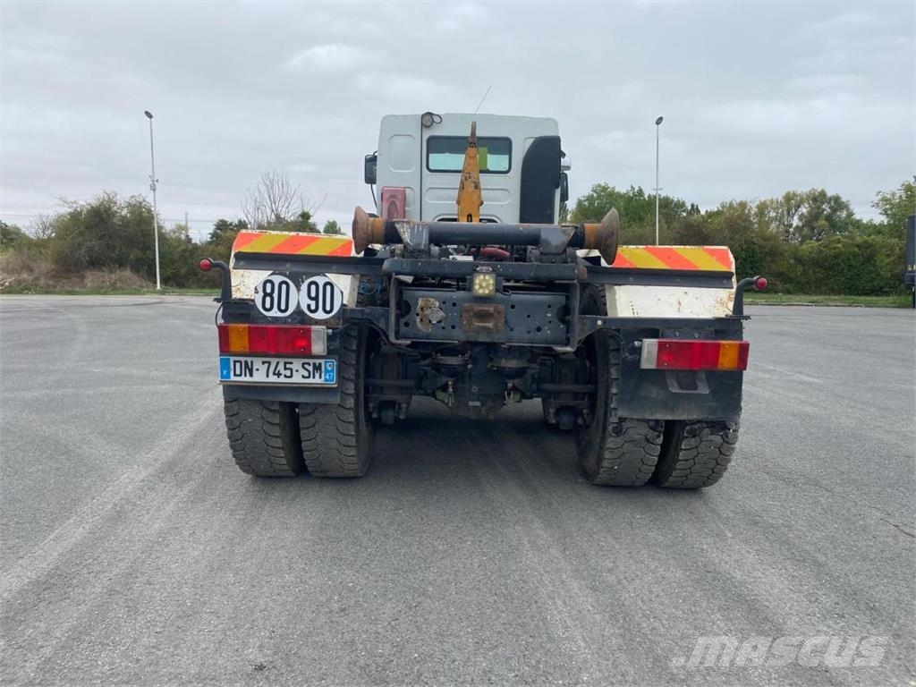 Renault 340 Camiones con gancho