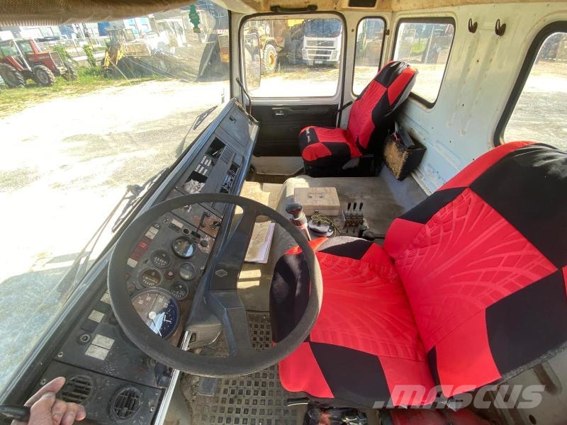 Renault G300 Φορτηγά με γερανό & γάτζο
