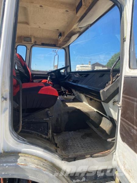 Renault G300 Camiones desmontables