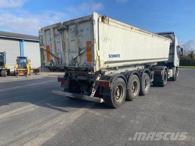 Schmitz Cargobull SKI Sklápacie návesy