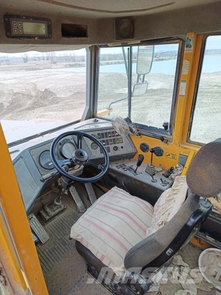 Volvo A 30 C 6x6 Midjestyrd dumper
