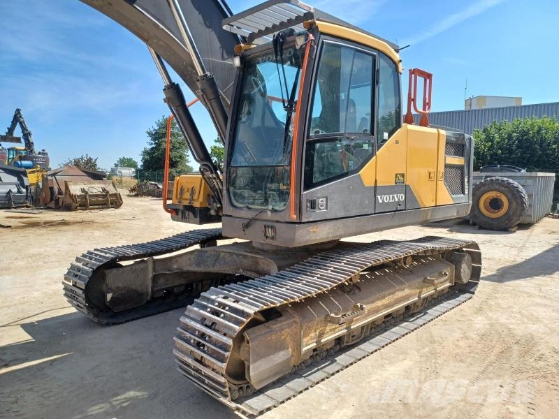 Volvo EC220E 大型油圧ショベル12t以上(パワーショベル・ユンボ)
