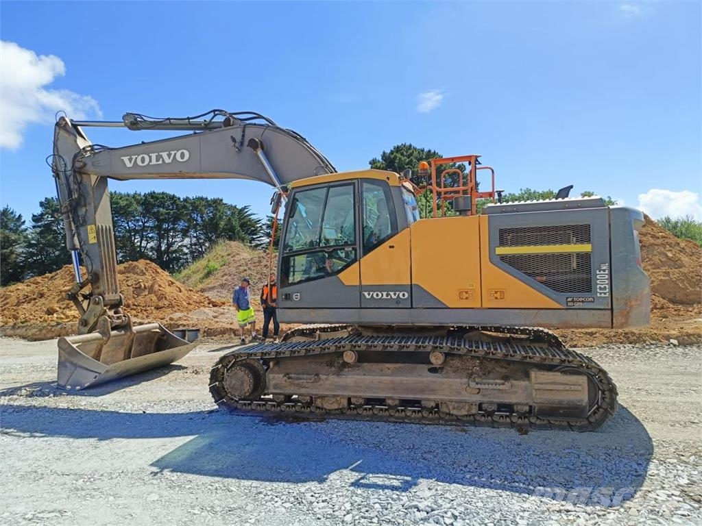 Volvo EC300ENL 大型油圧ショベル12t以上(パワーショベル・ユンボ)