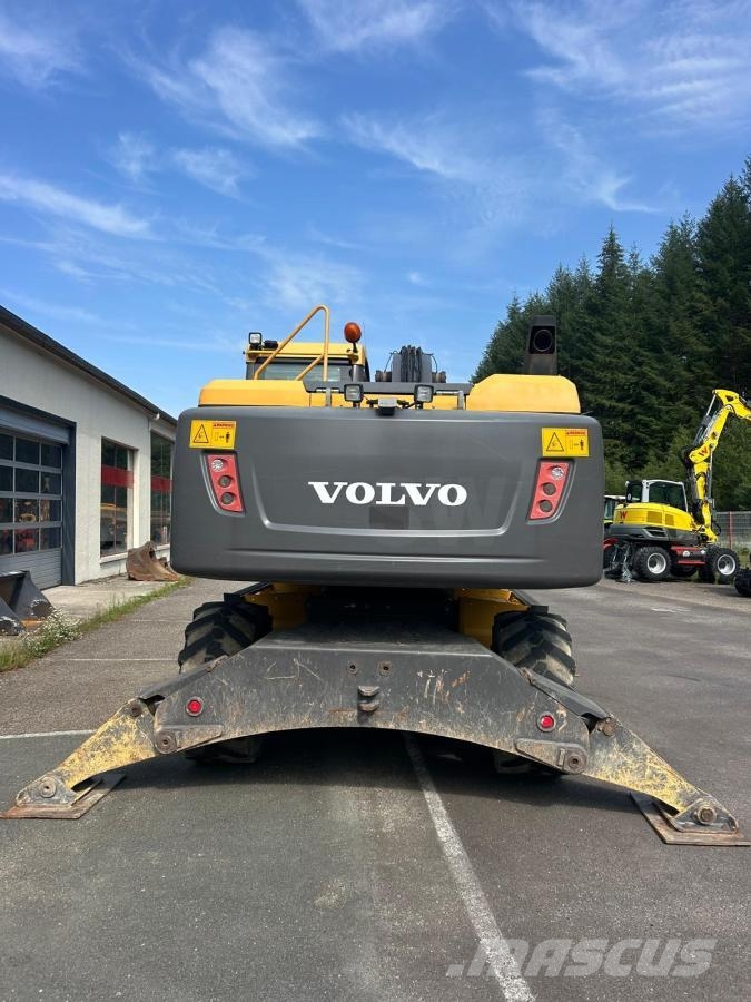 Volvo EW180 D Excavadoras de ruedas
