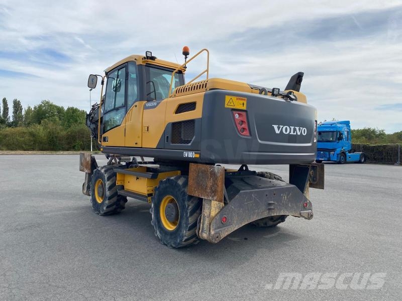 Volvo EW180 D حفارات بعجل