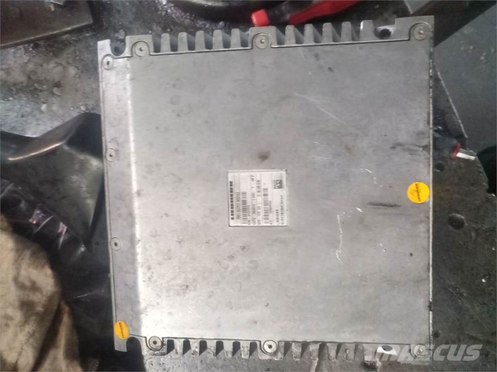 Liebherr R926 LC Lys - Elektronikk