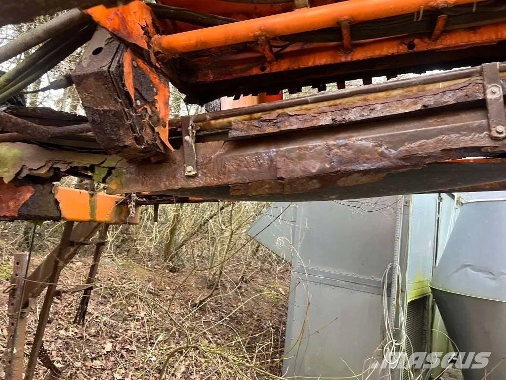 Epoke Ukendt Ukendt Sand and salt spreaders