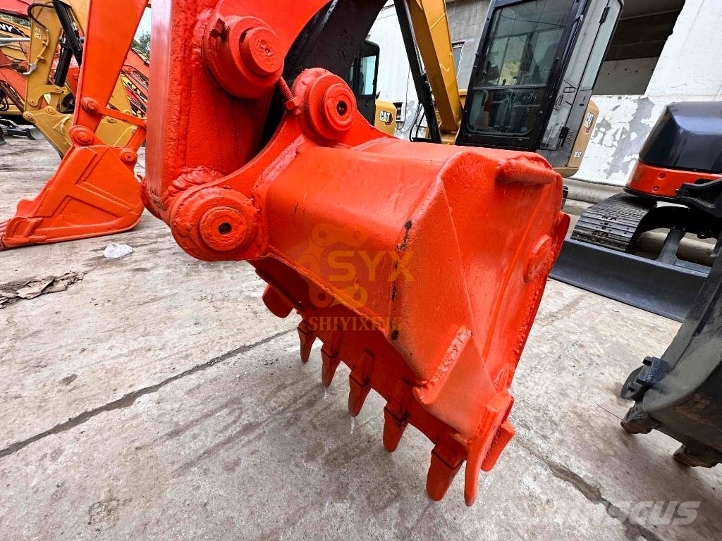 Hitachi ZX 68USR-5A Minibagger < 7t