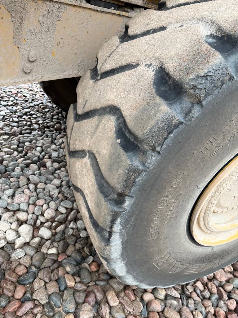 Bell B 45 E Dumper - Knickgelenk