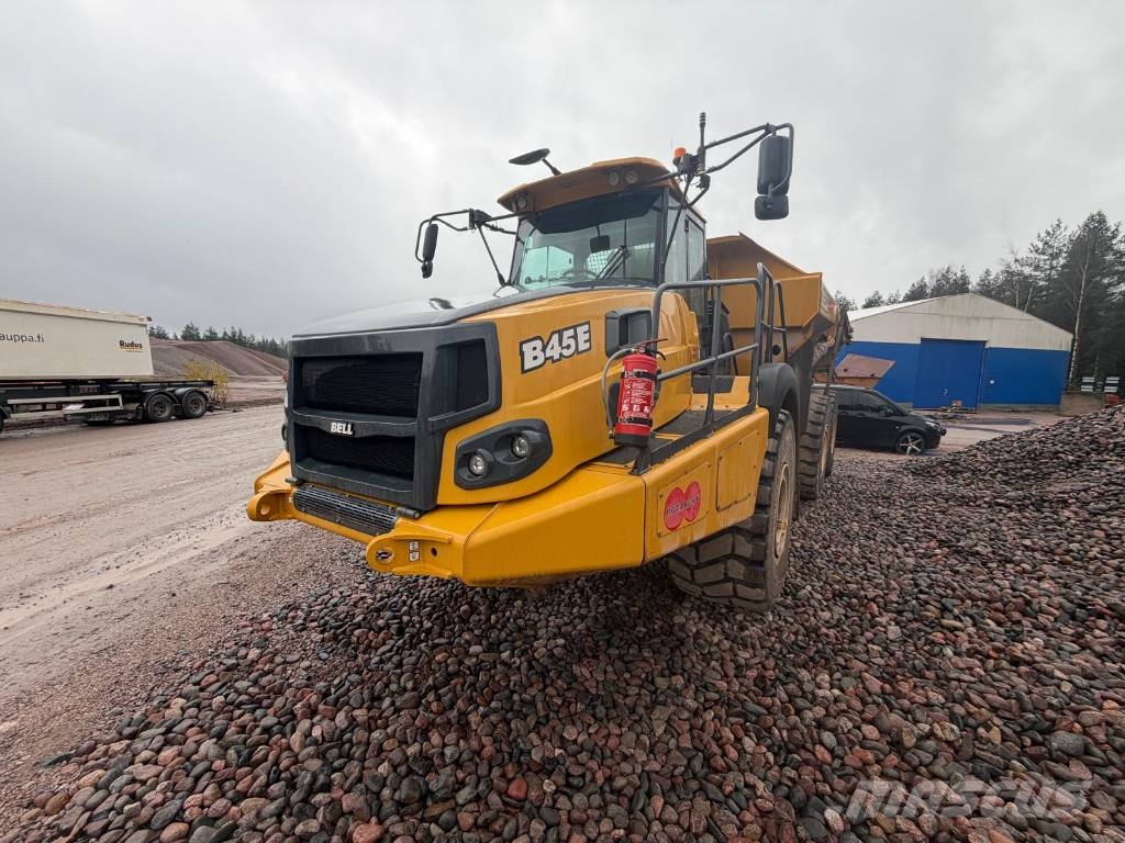 Bell B 45 E Dumper - Knickgelenk