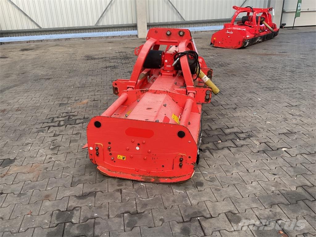 Maschio Bisonte 280 Otros equipos para cosechadoras de forraje
