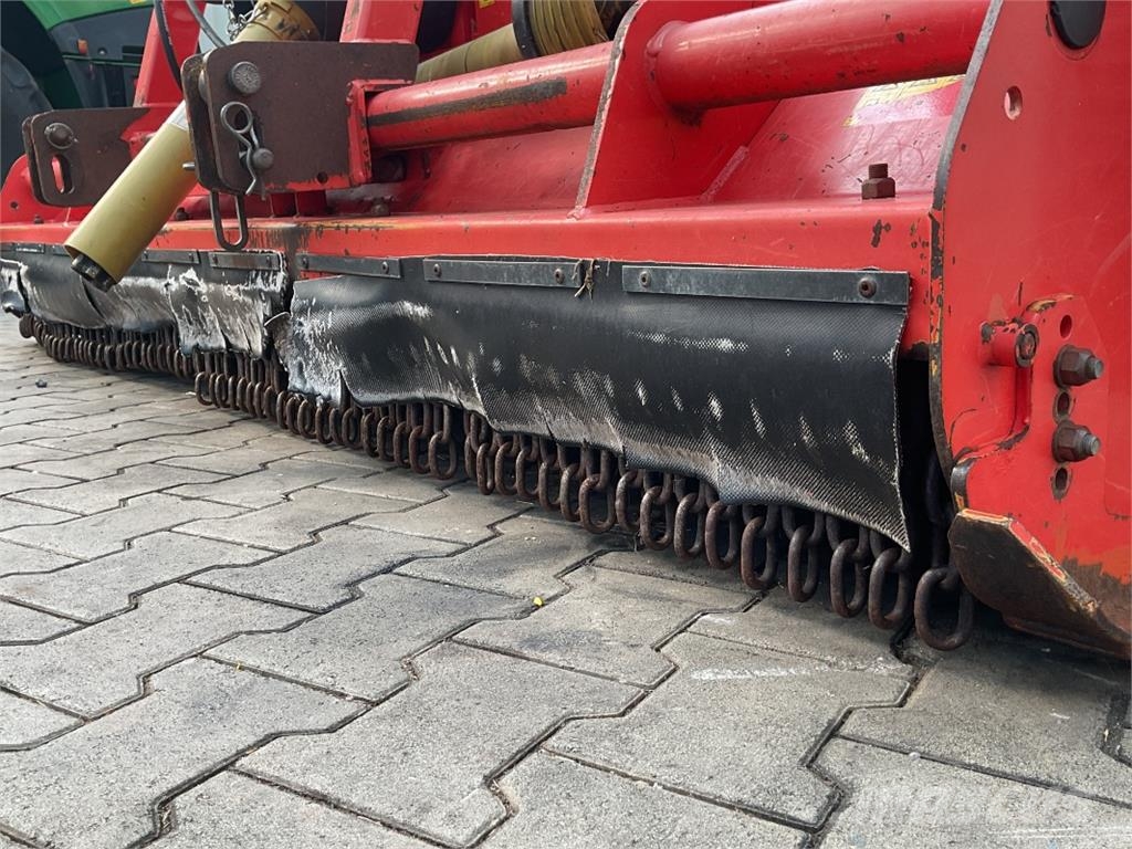 Maschio Bisonte 280 Otros equipos para cosechadoras de forraje