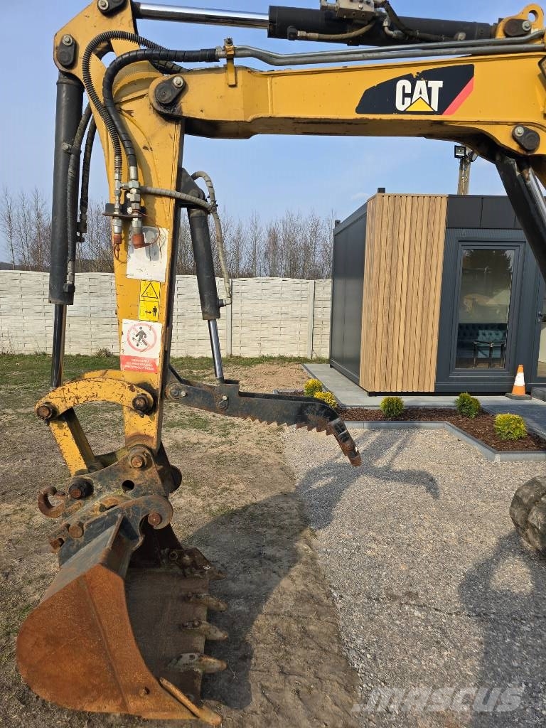 CAT 305 Crawler excavators