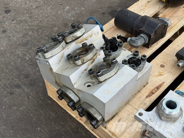 Volvo A 40 G PARTS ONLY Зчленовані самоскиди