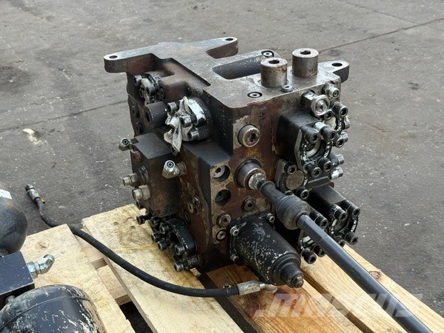 Volvo A 40 G PARTS ONLY Зчленовані самоскиди