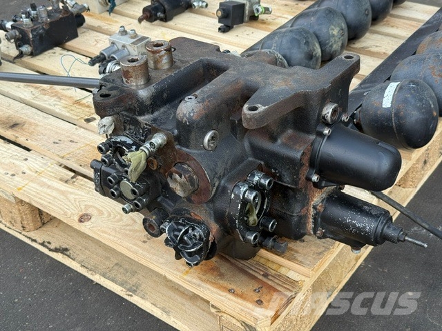 Volvo A 40 G PARTS ONLY Зчленовані самоскиди