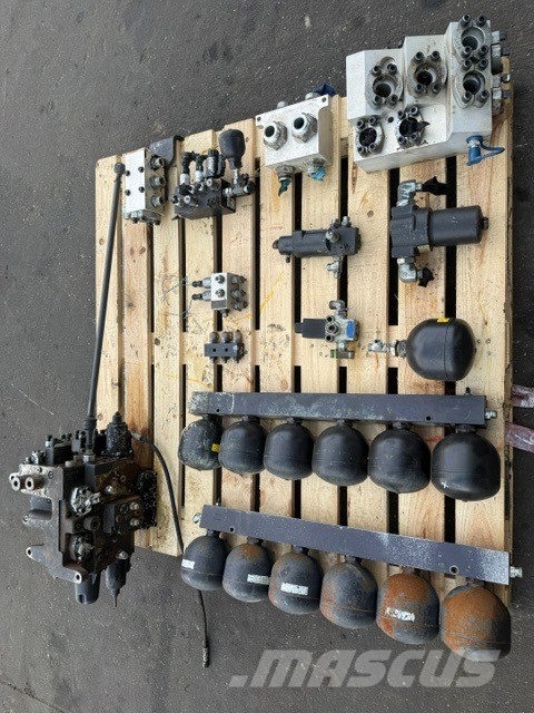 Volvo A 40 G PARTS ONLY Зчленовані самоскиди