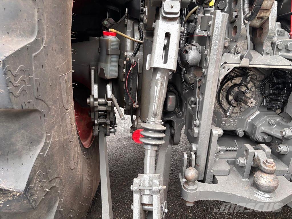 Fendt 824 VARIO PROFI + Tractoare