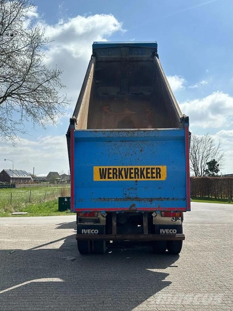 Iveco Trakker 450 Tipper trucks