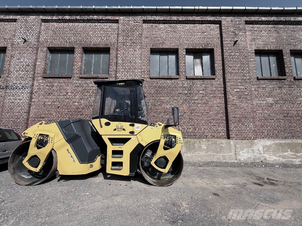 Bomag 161 AD-5 Çift tamburlu silindirler