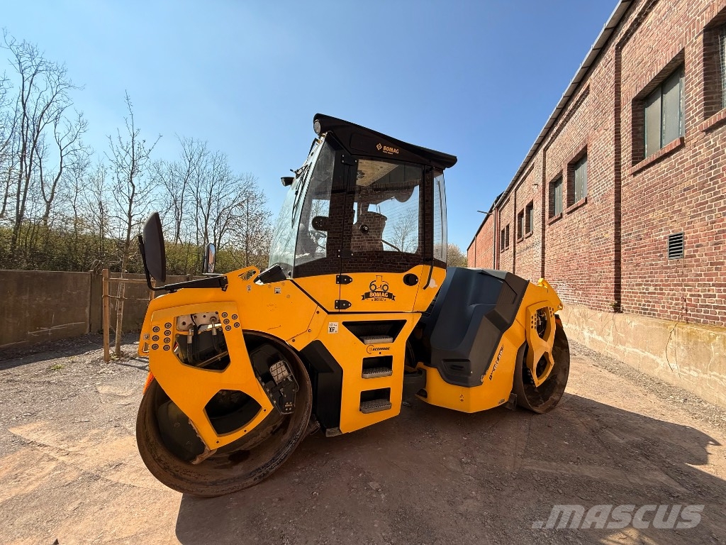 Bomag 161 AD-5 Çift tamburlu silindirler