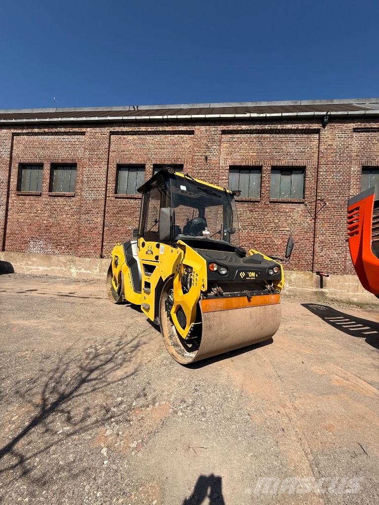 Bomag 161 AD-5 Çift tamburlu silindirler