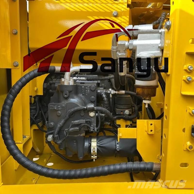Komatsu PC130 Bagri goseničarji