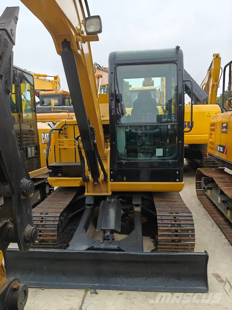 CAT 305.5 E 小型挖掘机