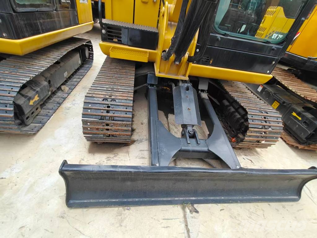 CAT 305.5 E 小型挖掘机