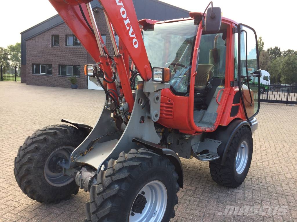 Volvo L 25 F Iekrāvēji uz riteņiem