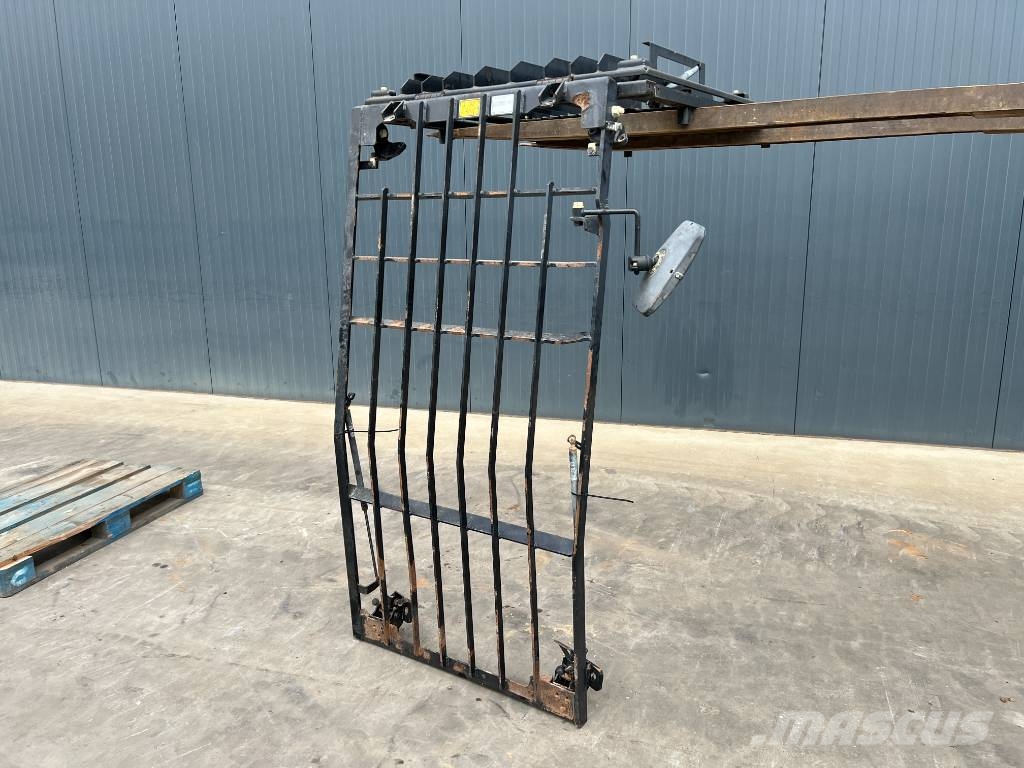 CAT 313E / M315F / 320F / 323E / 325F / 329E / 330F / كابينة والداخلية