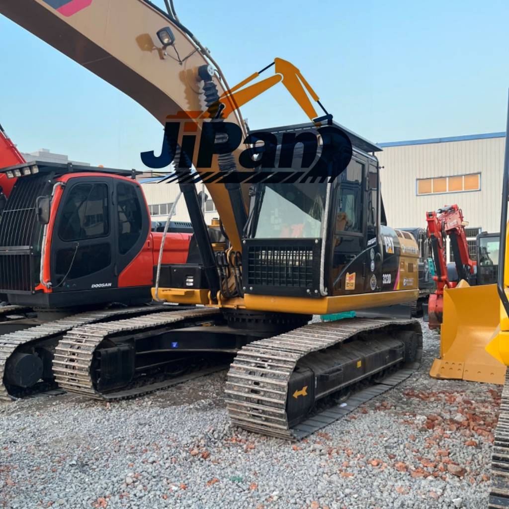 CAT 323 D Bagri goseničarji