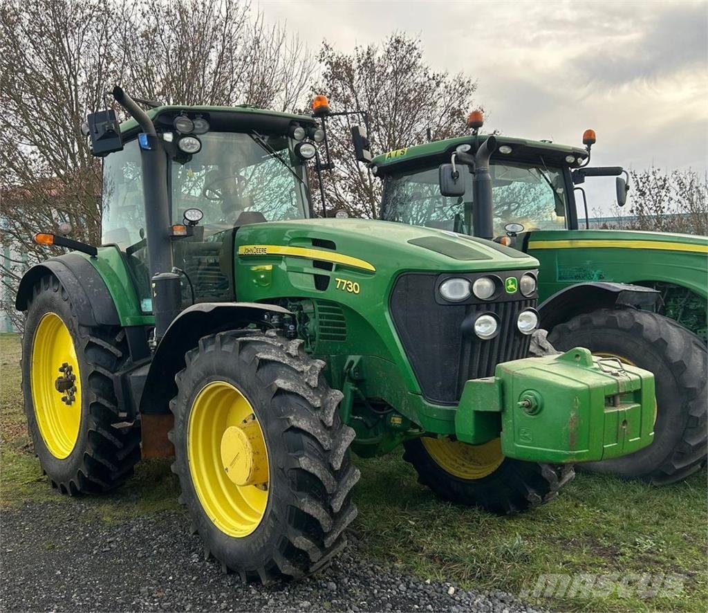 John Deere 7730 Traktori
