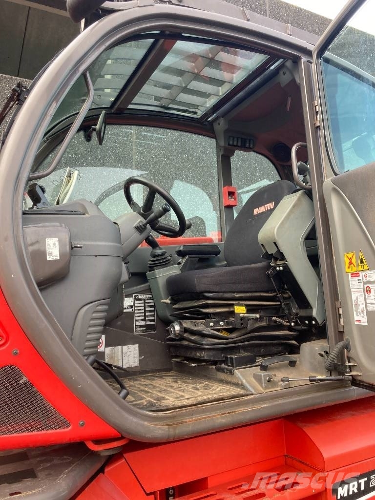 Manitou MRT 2150 Plus Privilege Telescopic handlers