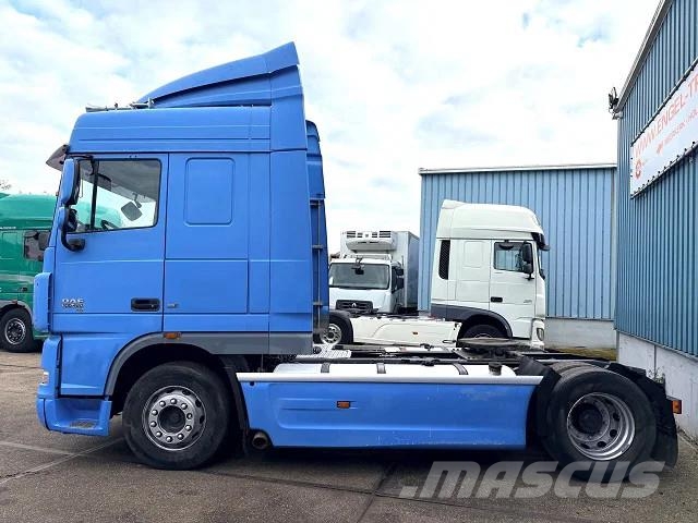 DAF XF 105.460 SPACECAB (ZF16 MANUAL GEARBOX / EURO 5 Sattelzugmaschinen