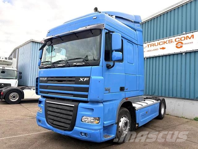 DAF XF 105.460 SPACECAB (ZF16 MANUAL GEARBOX / EURO 5 Sattelzugmaschinen