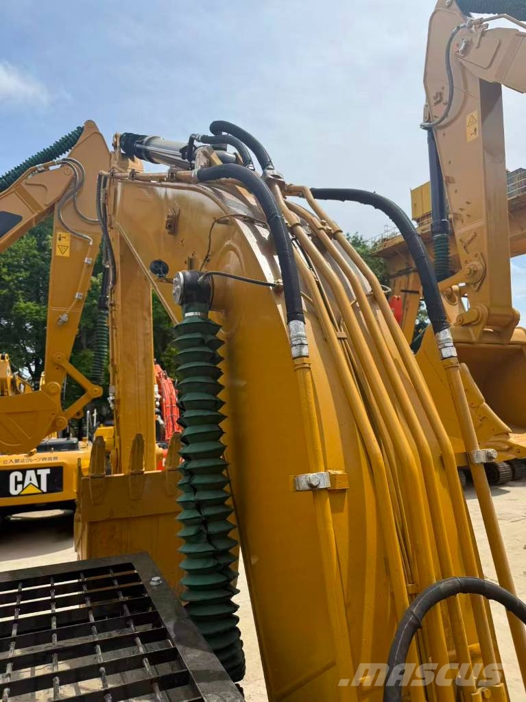 CAT 320 Gravemaskiner på larvebånd