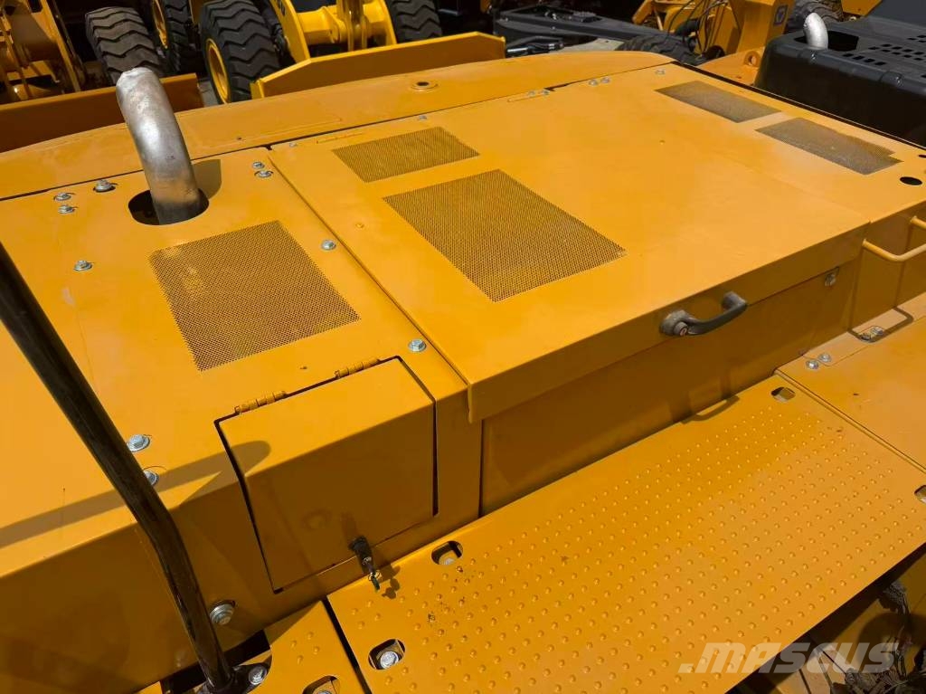 CAT 320 Gravemaskiner på larvebånd