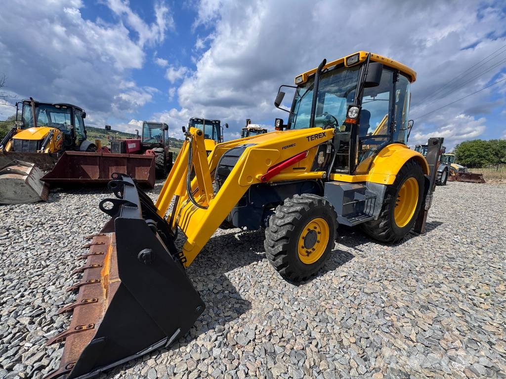 Fermec 760 Kaivurikuormaajat